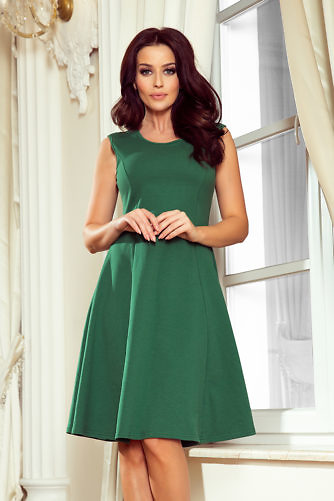 Roheline klassikalise A-lõikega kleit